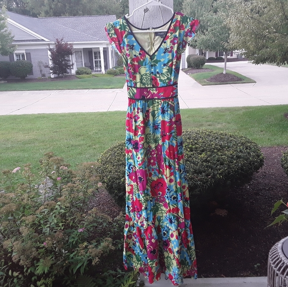 ModCloth Eyes On You Floral Maxi Dress Blogger Fav - Picture 8 of 9